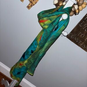 The Woolen Store.  Wool Scarf 80 X 10